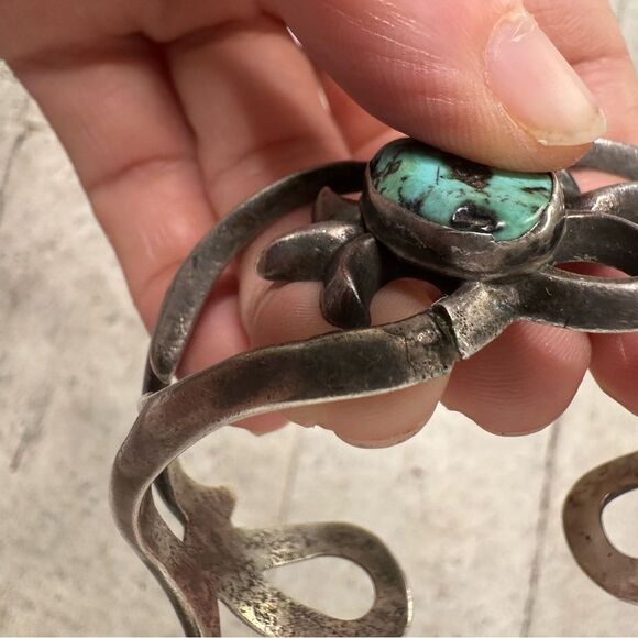 Sold - Picture 8 of 10